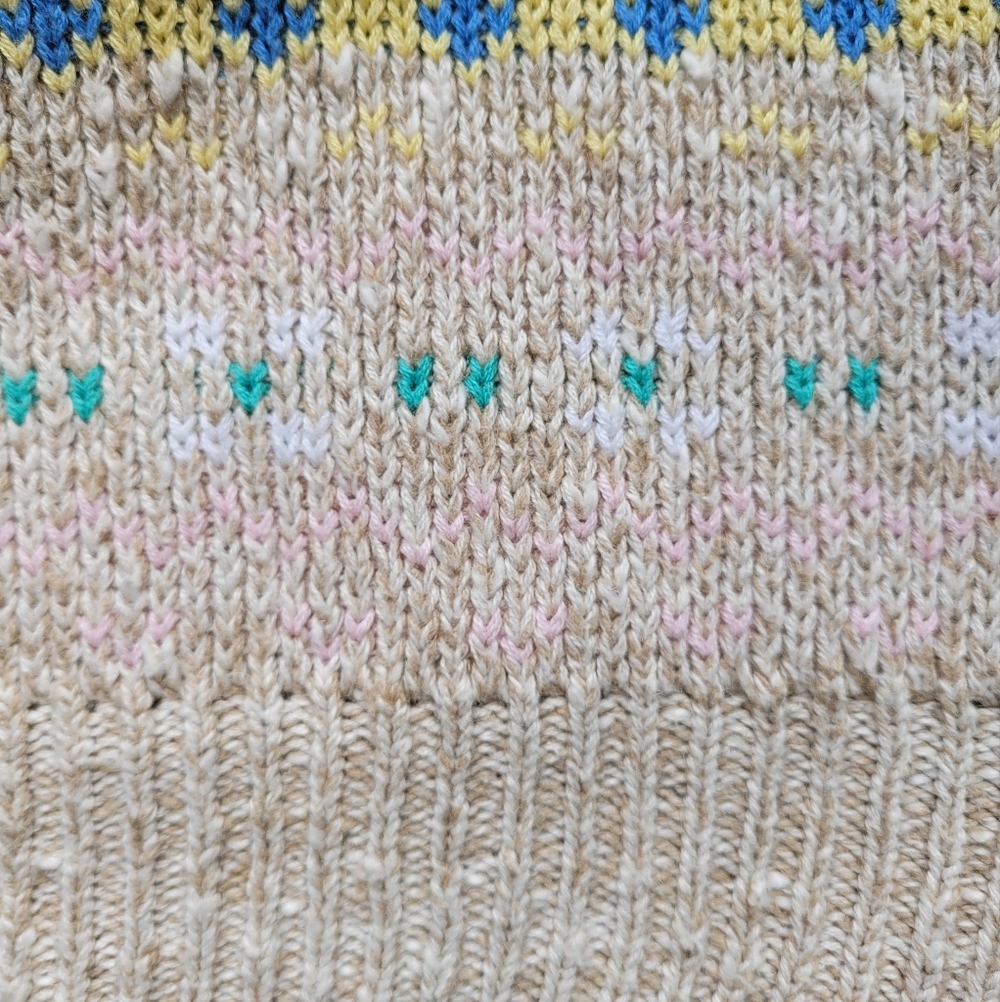 Vintage Izod Beige Fair Isle Crewneck Sweater Blue Yellow Mint Accents - Picture 4 of 5